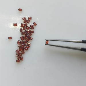 Granat rouge naturel 2x1,5 mm taille baguette, pierre précieuse lâche de qualité supérieure certifiée pour la fabrication de bijoux - Product Image 4