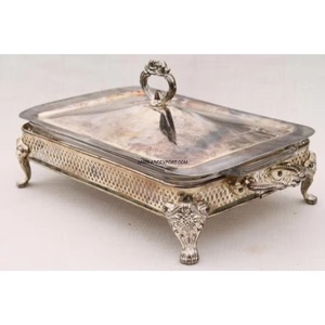 ถาดอุ่นอาหารสแตนเลสทรงสี่เหลี่ยมหรูหราพร้อมฝาปิด สไตล์วินเทจ สำหรับบุฟเฟ่ต์ งานจัดเลี้ยง โรงแรม งานเลี้ยง - Product Image 1