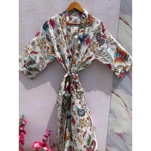 Peignoir en coton floral bohème pour femme, léger, style kimono, imprimé turc, vêtement de détente, robe de chambre, paréo de plage - Product Image 1