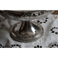 Support à gâteau en acier inoxydable dernier cri pour la décoration de mariages et d'événements, outils à gâteau en métal à prix de gros, nouveau look de support à gâteau