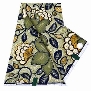Floral Printed Cotton <b>Fabric</b> 58/60 In Wide Medium <b>Weight</b> Woven Scarf Shawl For Women Model 54501 - Product Image 4