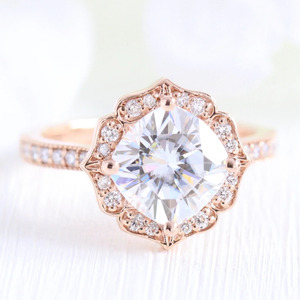 Ensemble de bagues de mariage en or rose avec halo de diamants de laboratoire cultivés - Product Image 3