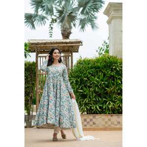 LIKSHA'S Ensemble de costumes pour femmes haut de gamme Modèle 6015 - Product Image 1