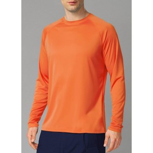 เสื้อแรชการ์ดแขนยาวสีส้มแบบยูนิเซ็กซ์ แห้งเร็ว UPF50+ เป็นมิตรกับสิ่งแวดล้อม ป้องกันแบคทีเรีย ระบายอากาศได้ดี ผลิตจากโพลีเอสเตอร์ ป้องกันแสงแดด - Product Image 3