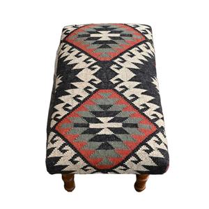 Banc en kilim tissé à la main en laine et jute avec pieds en bois, design traditionnel antique, éco-responsable, fait main, ottoman pour chambre à coucher - Product Image 2