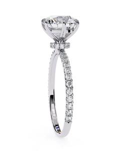 Anillo de Diamantes con Corte Princesa de Alta Demanda para Mujer, Chapado en Platino, Joyería Fina de Compromiso Disponible para la Venta - Product Image 5