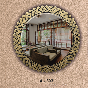 Décorez votre intérieur avec ce miroir antique de qualité supérieure et durable, un point focal dans n'importe quel espace. - Product Image 2