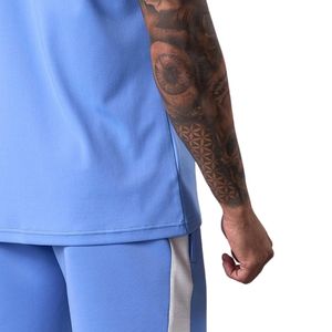 Ensemble t-shirt et short en polyester bleu ciel pour homme, manches courtes, tenue de sport athlétique respirante pour la course à pied, la remise en forme et l'entraînement - Product Image 5