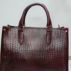 Sac à main et sac bandoulière en cuir de qualité supérieure pour femme – Design classique - Product Image 1