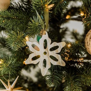 Elegant Natural Horn <b>Christmas</b> Snowflake Ornament Horn Holiday <b>Decoration</b> Tree Shape Hanging Decor for Snowflake - Product Image 1