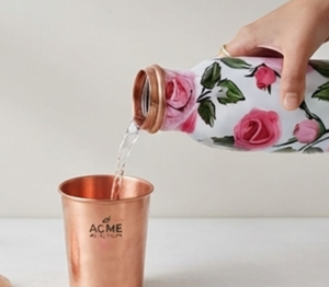 Elegante Botella de Cobre con Estampado Floral y Diseño Artístico, Estilo Moderno y Minimalista para Hidratación Diaria, Viajes, Hogar, Gimnasio y Yoga - Product Image 3
