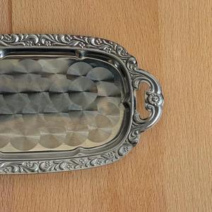 Plateau en métal durable au design unique pour la maison, la cuisine, le bureau, la salle à manger et l'organisation quotidienne des aliments, disponible à prix réduit - Product Image 5