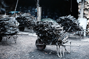 Charbon de mangrove à combustion propre, faible émission de étincelles, bâtonnets de charbon de bois dur, faible teneur en cendres, haute chaleur pour barbecue, vente en gros - Product Image 6