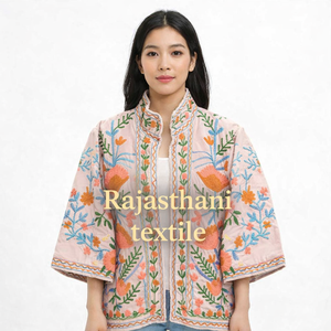 Chaqueta Reversible de Algodón con Diseño Suzani/Sujani de Terciopelo Rajasthani, Estilo Varsity/Bomber, con Logotipo Personalizado, Cuello Mao - Product Image 1
