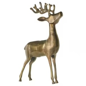Sculpture élégante de renne de Noël en métal, accent décoratif pour les intérieurs contemporains - Product Image 2