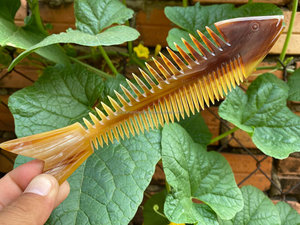 Peine de pelo de cuerno de búfalo pulido estilo artesanal peine de boda de amor regalo del Día de la madre para ella artesanías naturales - Product Image 2