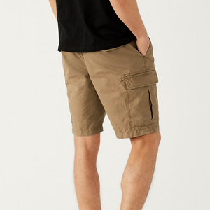 Pantalones Cortos Cargo Color Caqui para Hombre con Bolsillos Laterales, Corte Regular, Ropa Casual - Product Image 4