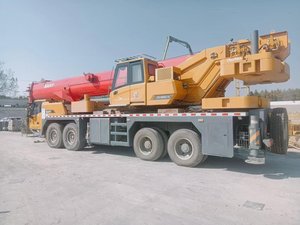 Grue mobile SANY STC1000C7-8 de 100 tonnes, flèche principale à 7 sections, modèle 2024, état neuf, d'occasion - Product Image 2
