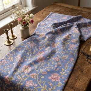 Tissu en polyester imprimé floral, textile décoratif de qualité supérieure pour vêtements et ameublement, faible MOQ, fournisseur en gros en Inde - Product Image 4