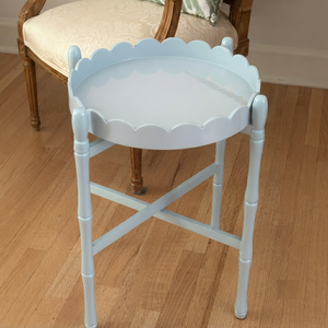 Customized Eco-Friendly Lacquer Scalloped Tray <b>Tables</b> <b>Legs</b> Adjustable Height <b>Foldable</b> for Living Room Contemporary Design - Product Image 1