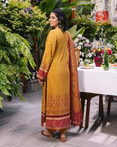 Le premier choix des jeunes filles : Salwar Kameez pour l'Aïd, les mariages et les occasions de plage - Les plus beaux vêtements pour femmes dans le monde entier - Product Image 5