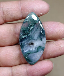 Cabochon d'agate mousse de qualité supérieure, pierre précieuse taillée en marquise, quartz vert et blanc poli, pierre lâche pour la fabrication de colliers et de bijoux - Product Image 2