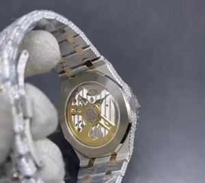 Montre Homme Personnalisée Diamant Moissanite Entièrement Sertie 41mm Affichage Analogique Édition Limitée Cadeau Tendance - Product Image 4