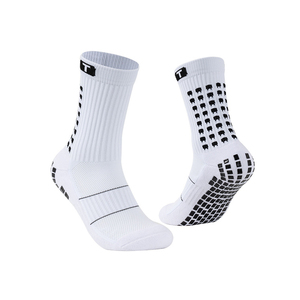 Manufacture Wholesale <b>Long</b> Custom Anti <b>slip</b> Soccer Grip Socks with logo Cotton Socks with Letter Men Sport Socks - Product Image 4