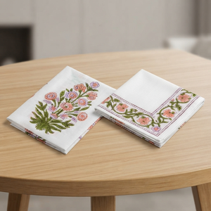 Nappe carrée en coton blanc brodée à la main avec des motifs floraux traditionnels, 100% coton, pour la table à manger, pour les fêtes à la maison - Product Image 3