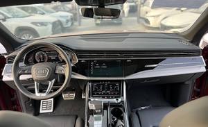 <span class=keywords><strong>Audi</strong></span> <span class=keywords><strong>Q8</strong></span> <span class=keywords><strong>55</strong></span> <span class=keywords><strong>TFSI</strong></span> Quattro 2025 Rouge Propre, SUV d'occasion avec intérieur sombre, toit ouvrant et hayon, au meilleur <span class=keywords><strong>prix</strong></span>, véhicule de qualité - Product Image 6