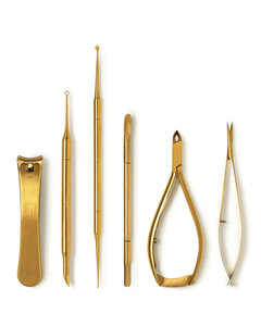 Ciseaux à cuticules pliables pour droitiers en acier inoxydable doré à lame incurvée, outil de beauté professionnel durable - Product Image 1