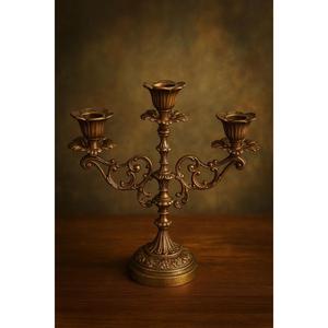 Portavelas Metálico de Nuevo Diseño con Acabado Dorado, Decorativo y Elegante con Acabado Antiguo para Iluminación - Product Image 2