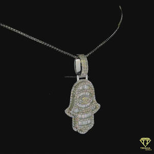 Collier pendentif haut de gamme en argent sterling 925 avec design en diamants Moissanite sertis - Product Image 1