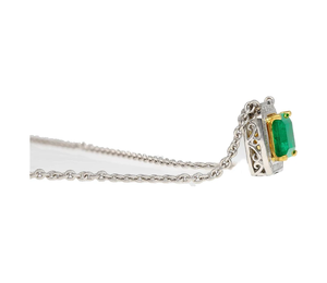 Collier pendentif pour femme en acier inoxydable plaqué or 18 carats avec coupe émeraude et accent diamant, chaîne maille forçat, style classique, pierre de naissance de mai - Product Image 4