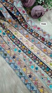 Encaje floral multicolor vibrante de 1.25 pulgadas con bordado y trabajo de hilo de primera calidad para prendas étnicas y diseños de boutique. - Product Image 4