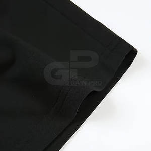 Conjunto de pantalones cortos de gimnasio de dos piezas para hombre, diseñado para mayor comodidad, flexibilidad y transpirabilidad, perfecto para correr, hacer ejercicio al aire libre o uso diario. - Product Image 5