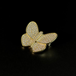 Broche papillon en métal argenté avec pierres en moissanite, bijou de luxe, épingle de revers pour femme, cadeau de mariage - Product Image 1