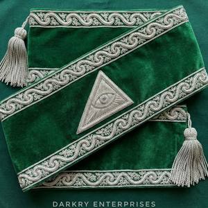 Cinturón de seda rojo bordado a mano con hilo de bullion para la insignia masónica de los Caballeros Templarios, uniforme personalizado de logia, cinturón con cruz plateada y borlas. - Product Image 5