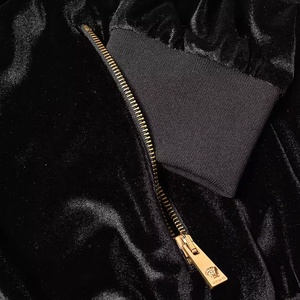 Chaqueta de satén de diseño personalizado para hombres y mujeres en grandes cantidades Diseños personalizados Costos asequibles - Product Image 3