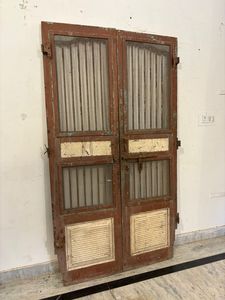 Arco de puerta de madera y hierro Jali antiguo, decoración rústica para el hogar, para entrada o portón, artesanía india recuperada de templo - Product Image 2