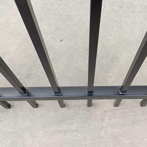 Paneles de aluminio para cercas, planos y tipo espada, de 4, 5 y 6 pies de altura, de alta calidad para uso en jardín, procedentes de la INDIA. - Product Image 2