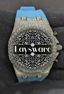 Montre analogique de luxe Laysware Jewels avec cadran en verre, diamants Moissanite, acier inoxydable glacé et bracelet en caoutchouc bleu ciel - Product Image 2