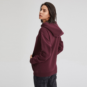 Proveedor mayorista ofrece sudaderas gráficas para mujer 100% algodón con logotipo personalizado y servicio profesional para importadores B2B. - Product Image 5