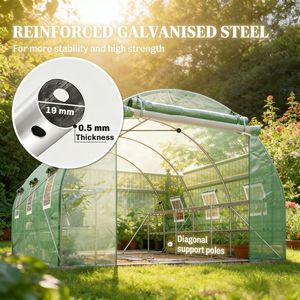 Serra a tunnel con ripiani portaoggetti, porta a rete avvolgibile e copertura in PE per giardino - Product Image 4