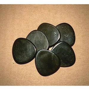 Plectre de guitare en corne de buffle naturel poli durable pour guitare acoustique, électrique, classique et basse - Product Image 4
