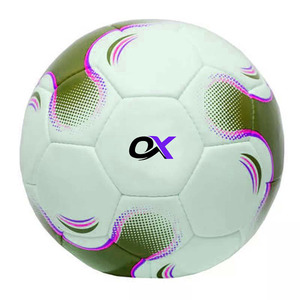 Ballon de football de haute qualité Oxva Industries pour un jeu de football aux couleurs personnalisées - Product Image 4