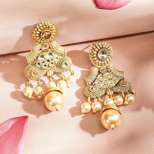 Parure de bijoux ethniques indiens en alliage de zinc plaqué or avec zircon, motif floral serti, pour femme, idéale pour mariage et soirée - Product Image 6