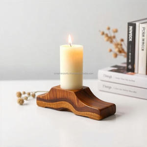 Tarro y soporte de madera para velas hecho a mano, diseño moderno y elegante para una decoración sostenible del hogar y detalles interiores elegantes - Product Image 5