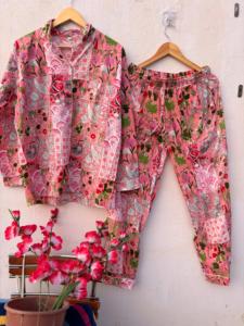 Conjunto de Pijama de Algodón con Estampado de Patchwork para Mujer, Ropa de Dormir y de Estar por Casa con Bolsa a Juego, Suave y Transpirable, Ropa de Dormir de Verano al por Mayor - Product Image 5