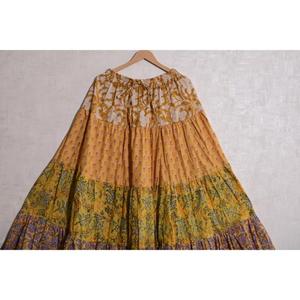 Jupe longue en patchwork de coton pour femmes, jupe bohème longue, faite à la main, vintage indienne, tenue de festival hippie - Product Image 5
